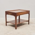 1606 5351 LAMP TABLE